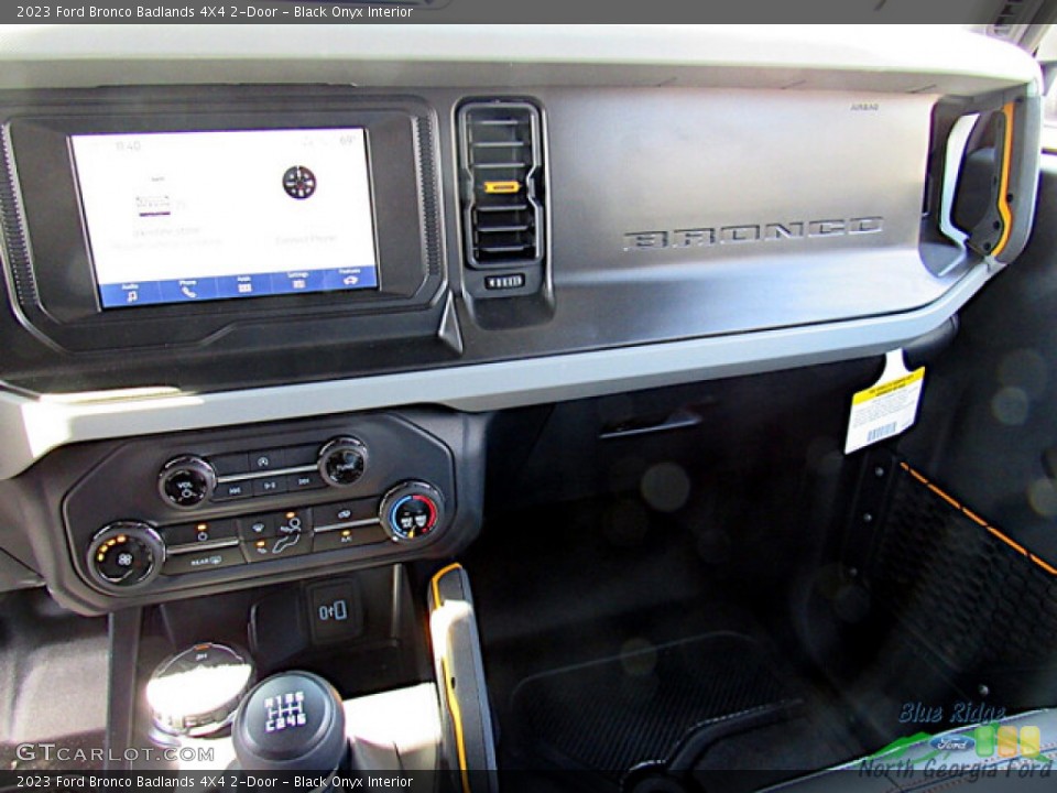 Black Onyx Interior Dashboard for the 2023 Ford Bronco Badlands 4X4 2-Door #145998515