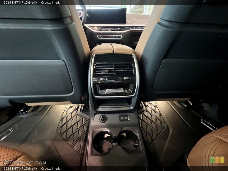 Cognac Interior Controls for the 2024 BMW X7 xDrive40i #146004556