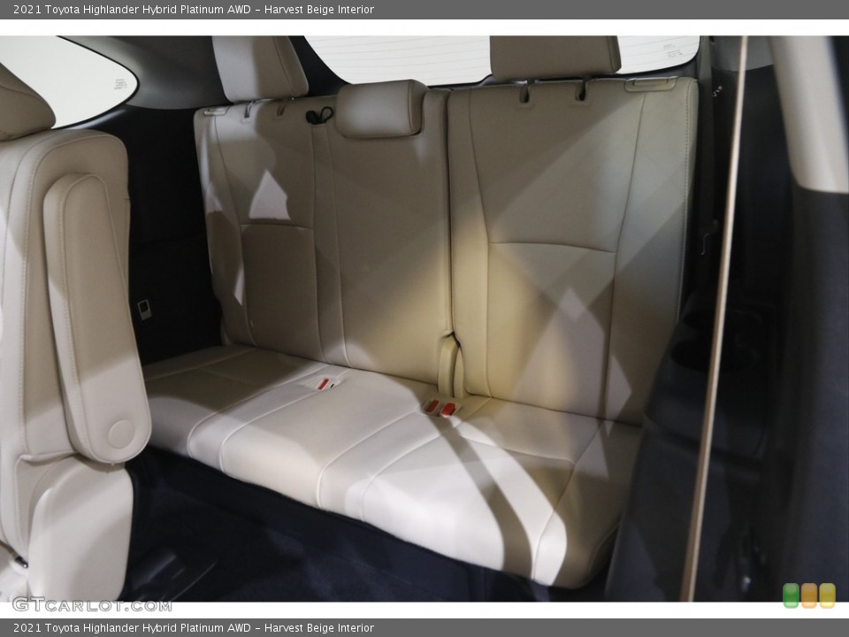 Harvest Beige Interior Rear Seat for the 2021 Toyota Highlander Hybrid Platinum AWD #146015559