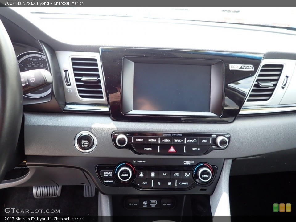Charcoal Interior Controls for the 2017 Kia Niro EX Hybrid #146017059
