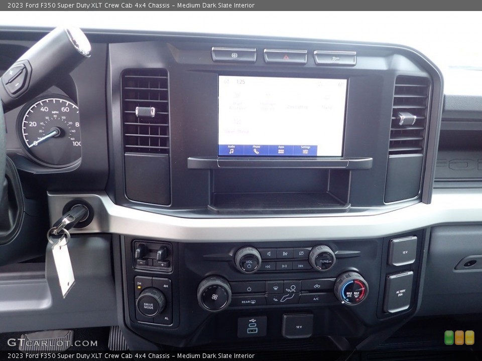 Medium Dark Slate Interior Controls for the 2023 Ford F350 Super Duty XLT Crew Cab 4x4 Chassis #146018037
