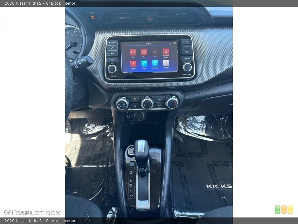 Charcoal Interior Controls for the 2020 Nissan Kicks S #146023541