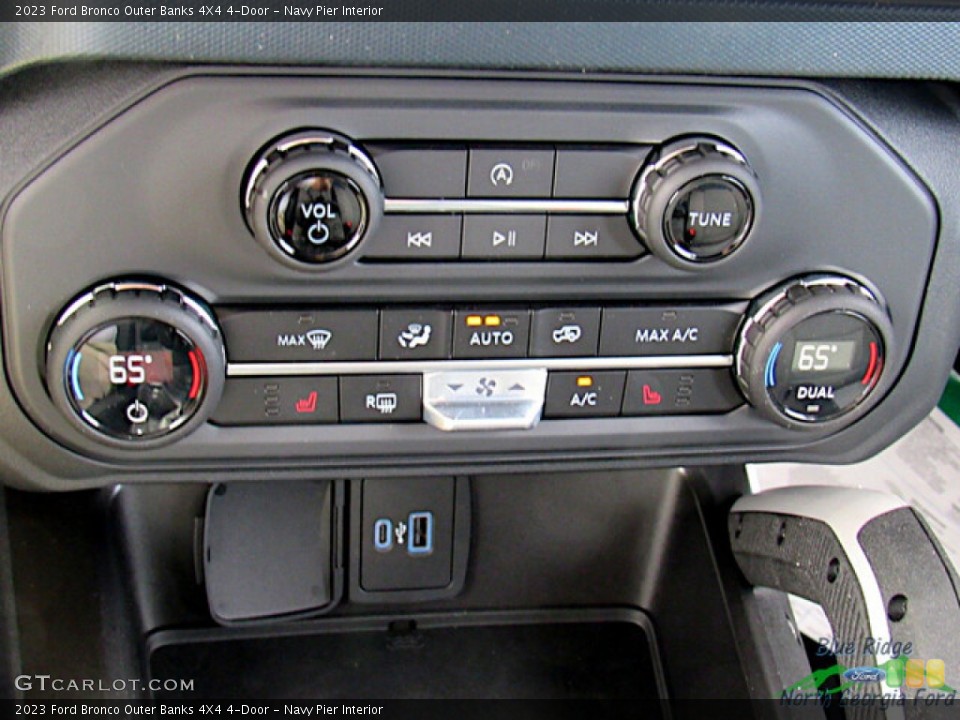 Navy Pier Interior Controls for the 2023 Ford Bronco Outer Banks 4X4 4-Door #146037097