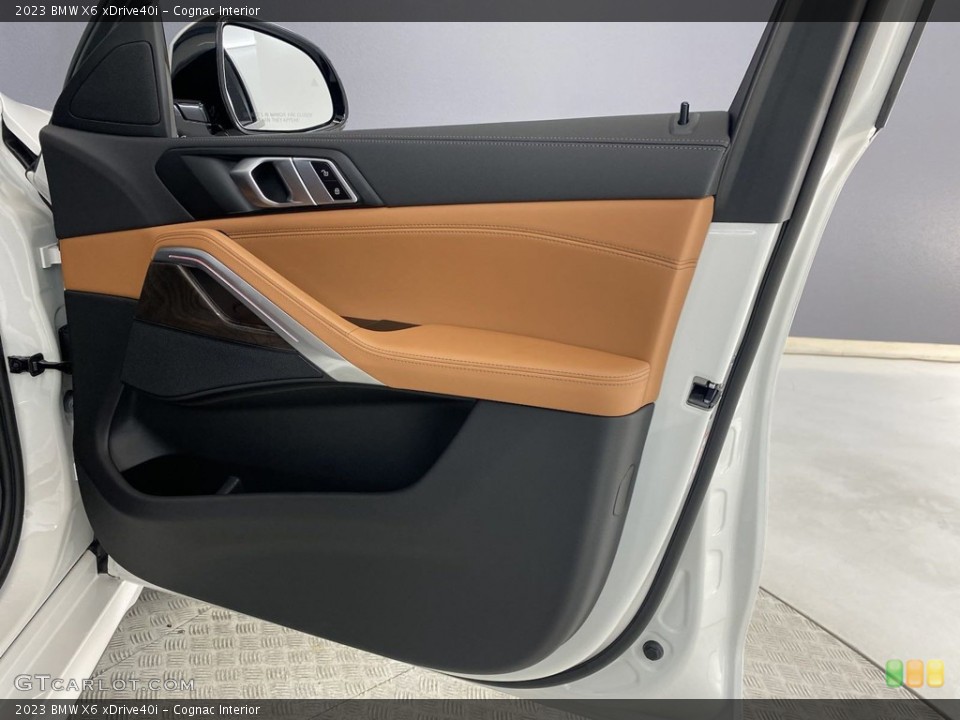 Cognac Interior Door Panel for the 2023 BMW X6 xDrive40i #146039105