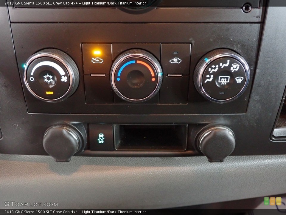 Light Titanium/Dark Titanium Interior Controls for the 2013 GMC Sierra 1500 SLE Crew Cab 4x4 #146039747