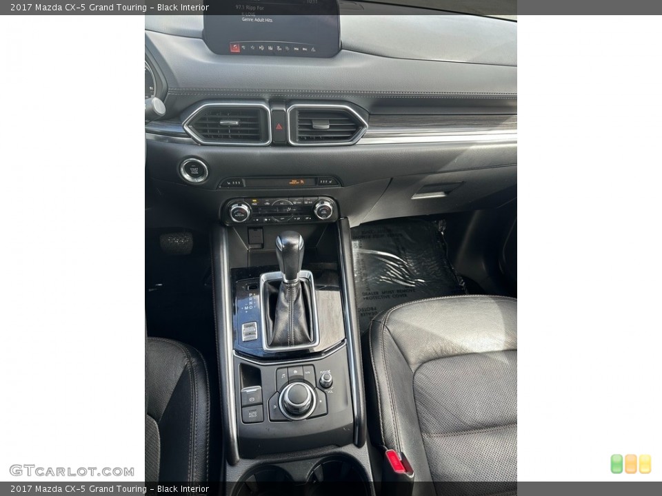 Black Interior Controls for the 2017 Mazda CX-5 Grand Touring #146050014