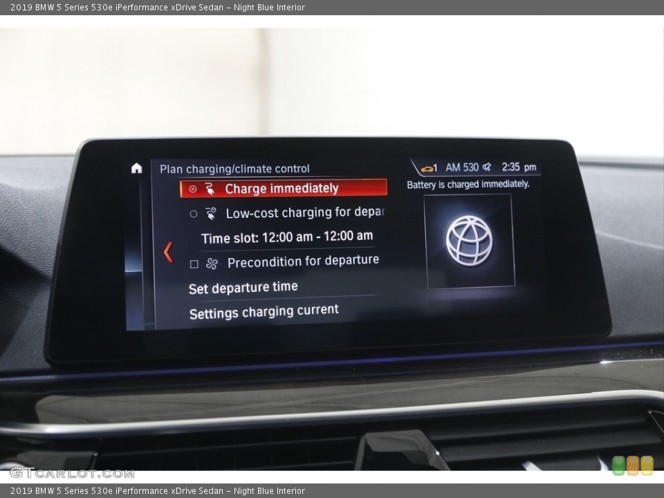 Night Blue Interior Controls for the 2019 BMW 5 Series 530e iPerformance xDrive Sedan #146050629