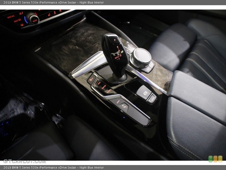 Night Blue Interior Transmission for the 2019 BMW 5 Series 530e iPerformance xDrive Sedan #146050683