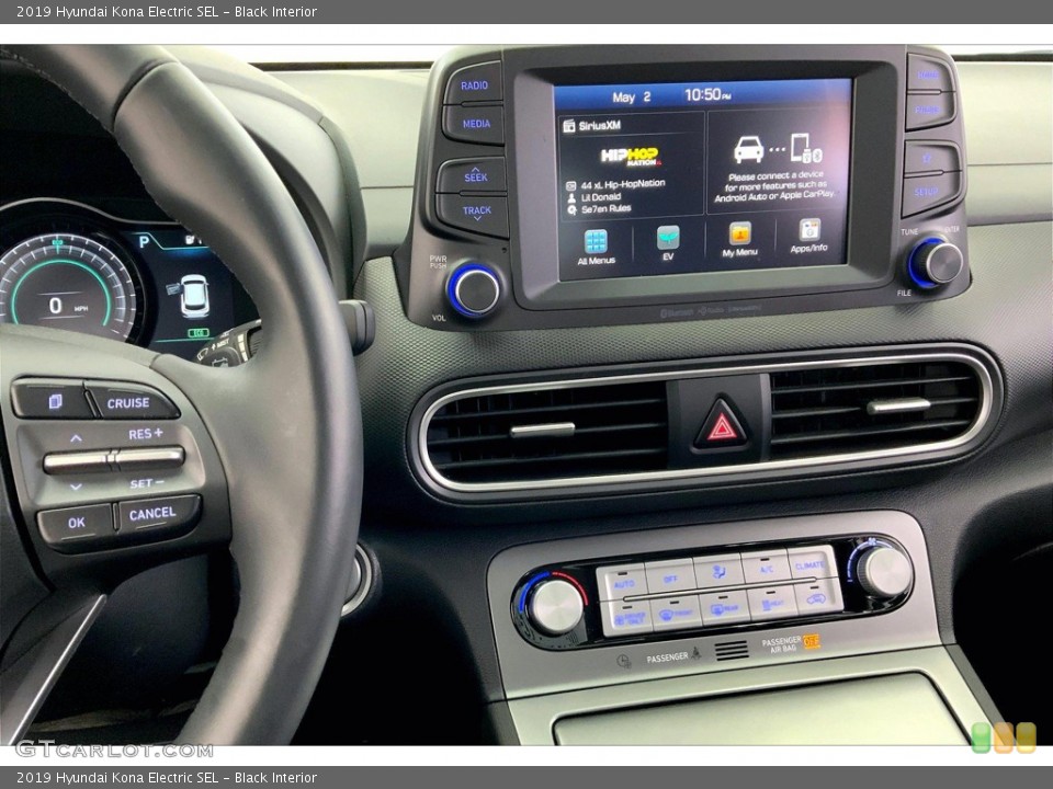 Black Interior Controls for the 2019 Hyundai Kona Electric SEL #146054501