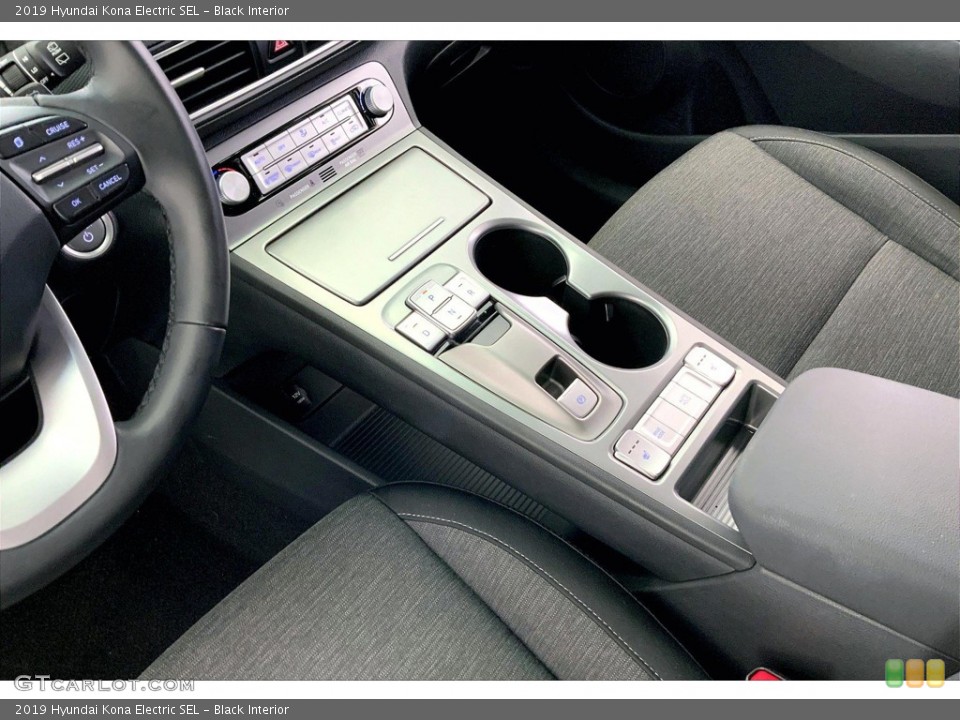 Black Interior Controls for the 2019 Hyundai Kona Electric SEL #146054826