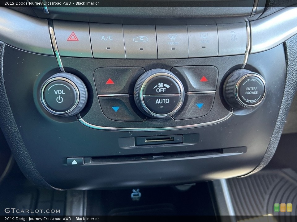 Black Interior Controls for the 2019 Dodge Journey Crossroad AWD #146057123
