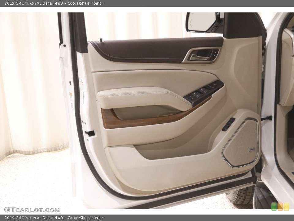 Cocoa/Shale Interior Door Panel for the 2019 GMC Yukon XL Denali 4WD #146078349