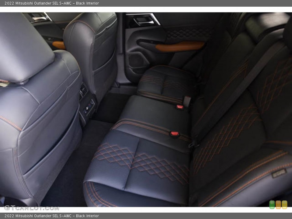 Black Interior Rear Seat for the 2022 Mitsubishi Outlander SEL S-AWC #146082883