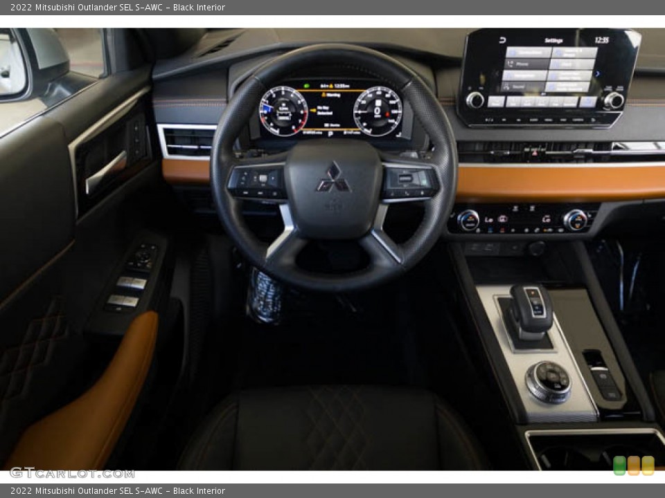 Black Interior Dashboard for the 2022 Mitsubishi Outlander SEL S-AWC #146082904