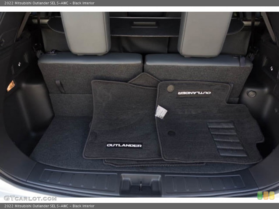 Black Interior Trunk for the 2022 Mitsubishi Outlander SEL S-AWC #146083549