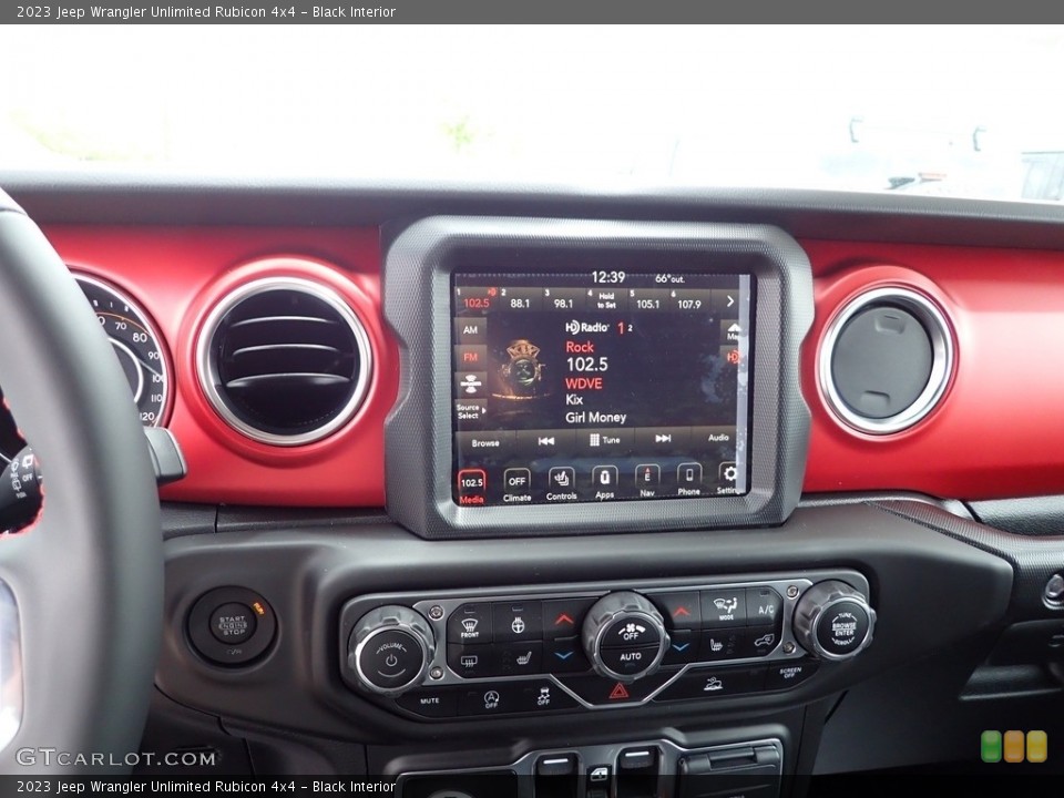Black Interior Controls for the 2023 Jeep Wrangler Unlimited Rubicon 4x4 #146086486