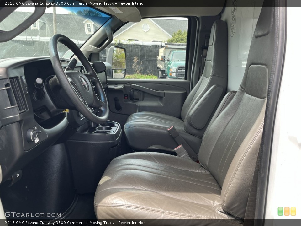 Pewter 2016 GMC Savana Cutaway Interiors