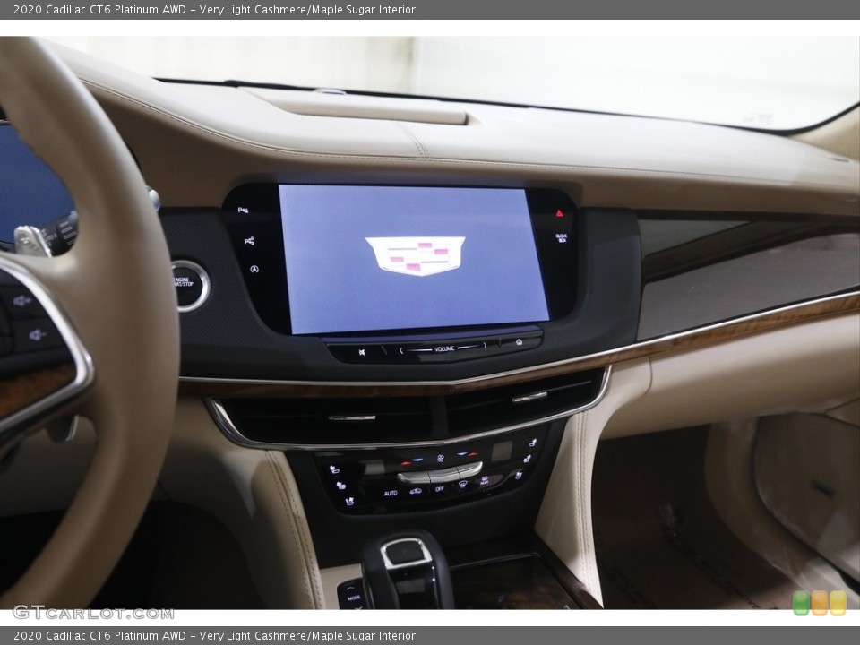 Very Light Cashmere/Maple Sugar Interior Controls for the 2020 Cadillac CT6 Platinum AWD #146100455