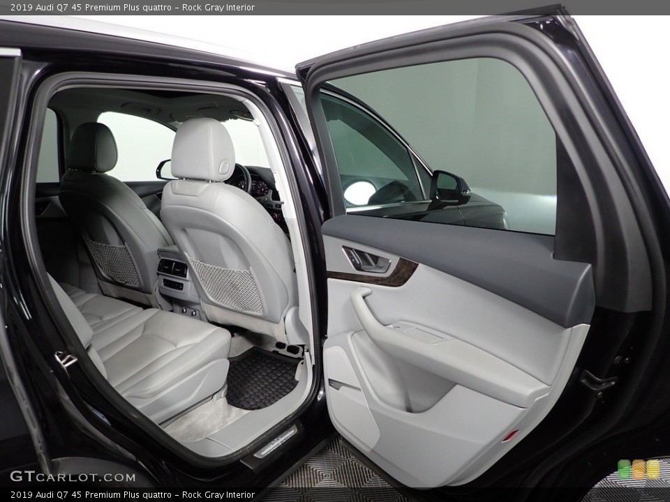Rock Gray Interior Door Panel for the 2019 Audi Q7 45 Premium Plus quattro #146101438