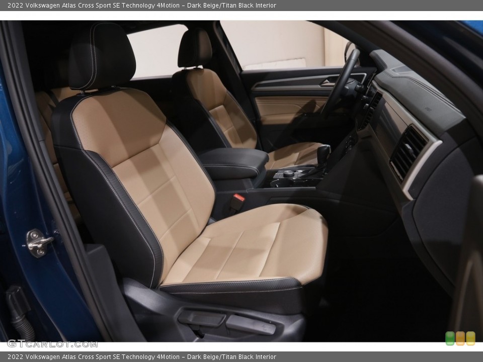 Dark Beige/Titan Black 2022 Volkswagen Atlas Cross Sport Interiors