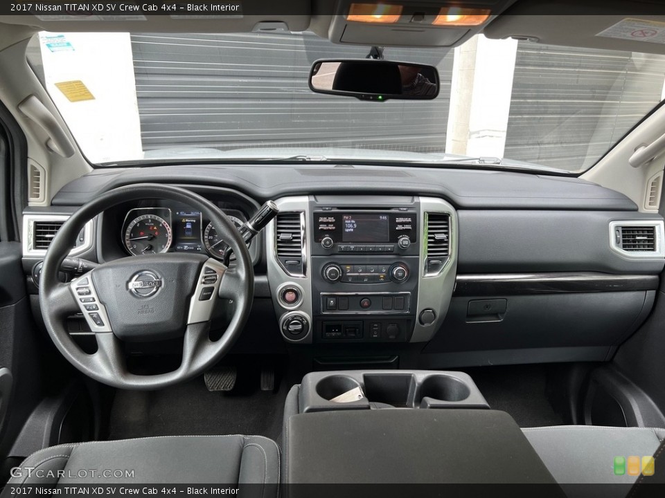 Black Interior Photo for the 2017 Nissan TITAN XD SV Crew Cab 4x4 #146111970