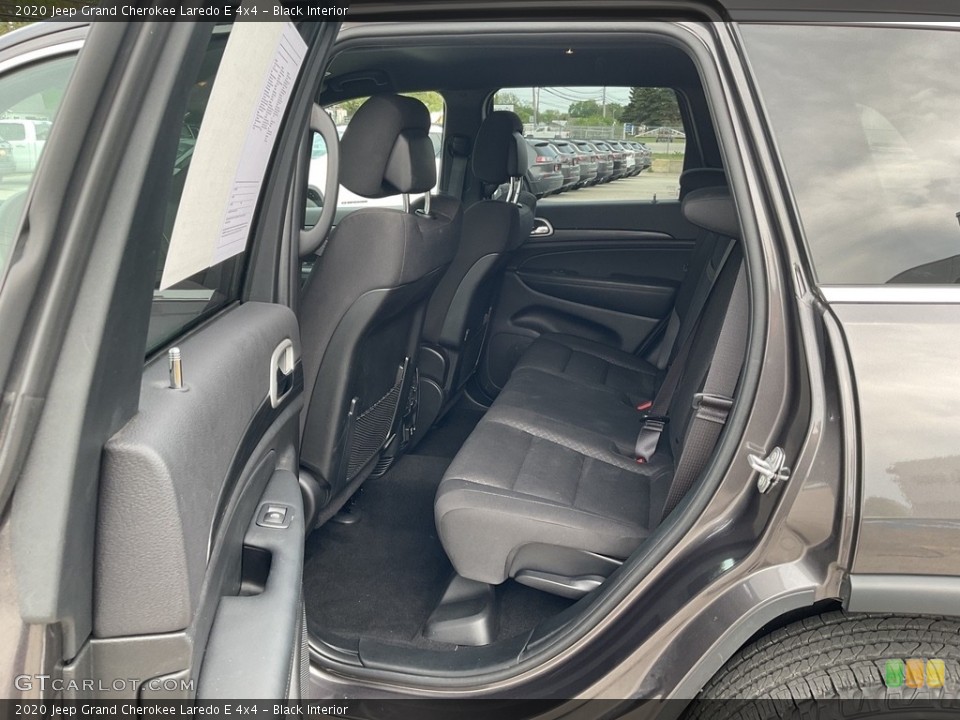 Black Interior Rear Seat for the 2020 Jeep Grand Cherokee Laredo E 4x4 #146116865
