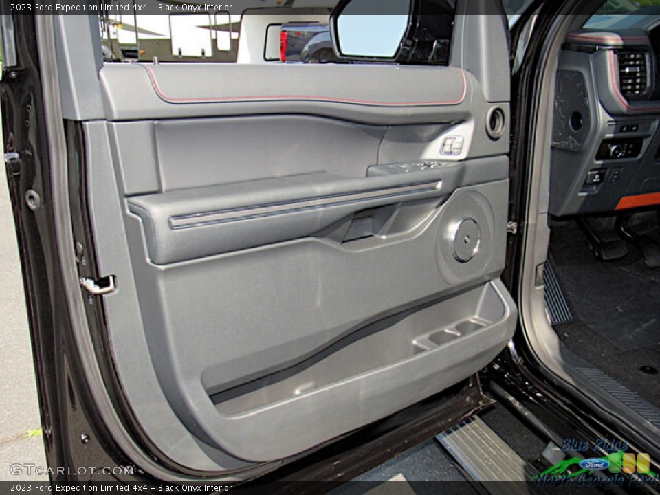 Black Onyx Interior Door Panel for the 2023 Ford Expedition Limited 4x4 #146121790