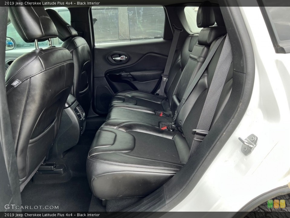Black Interior Rear Seat for the 2019 Jeep Cherokee Latitude Plus 4x4 #146122775
