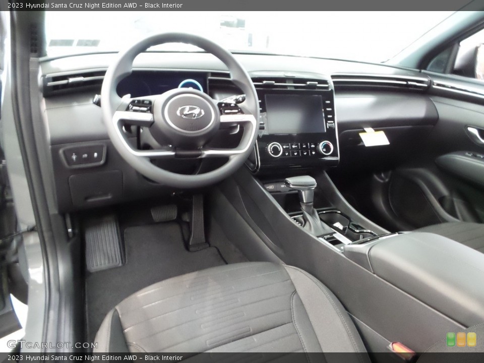 Black Interior Photo for the 2023 Hyundai Santa Cruz Night Edition AWD #146127314