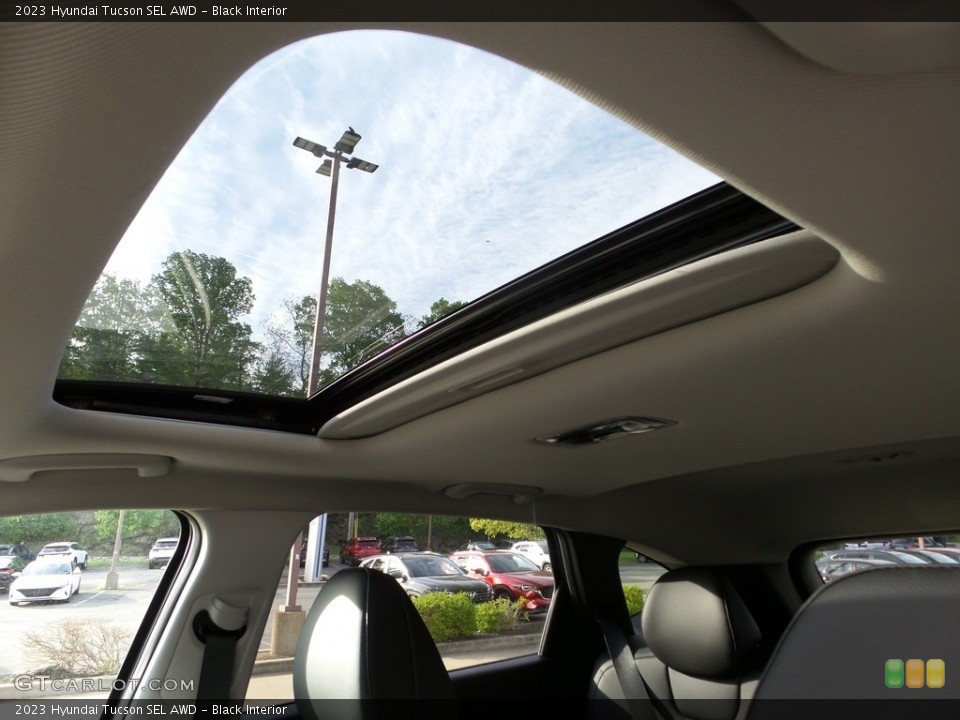 Black Interior Sunroof for the 2023 Hyundai Tucson SEL AWD #146127947