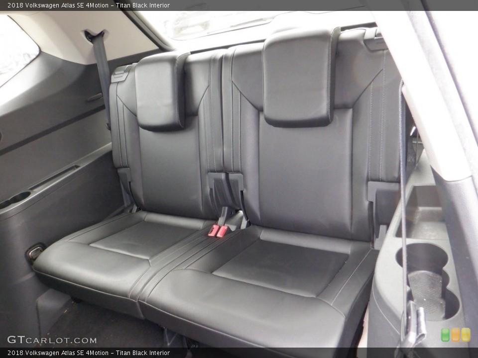 Titan Black Interior Rear Seat for the 2018 Volkswagen Atlas SE 4Motion #146137465