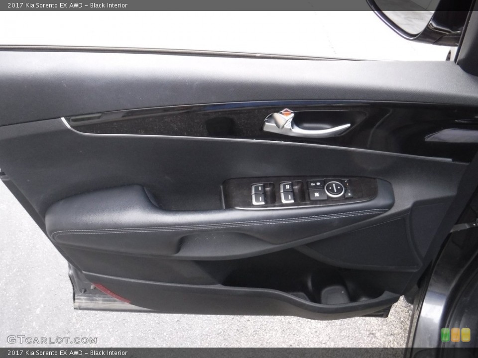 Black Interior Door Panel for the 2017 Kia Sorento EX AWD #146147092