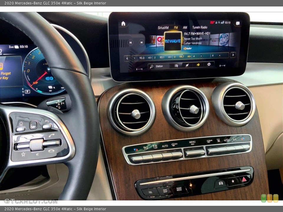 Silk Beige Interior Controls for the 2020 Mercedes-Benz GLC 350e 4Matic #146152041