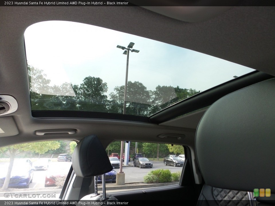 Black Interior Sunroof for the 2023 Hyundai Santa Fe Hybrid Limited AWD Plug-In Hybrid #146152074