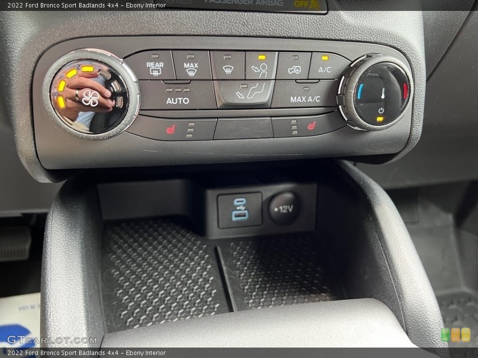 Ebony Interior Controls for the 2022 Ford Bronco Sport Badlands 4x4 #146155772
