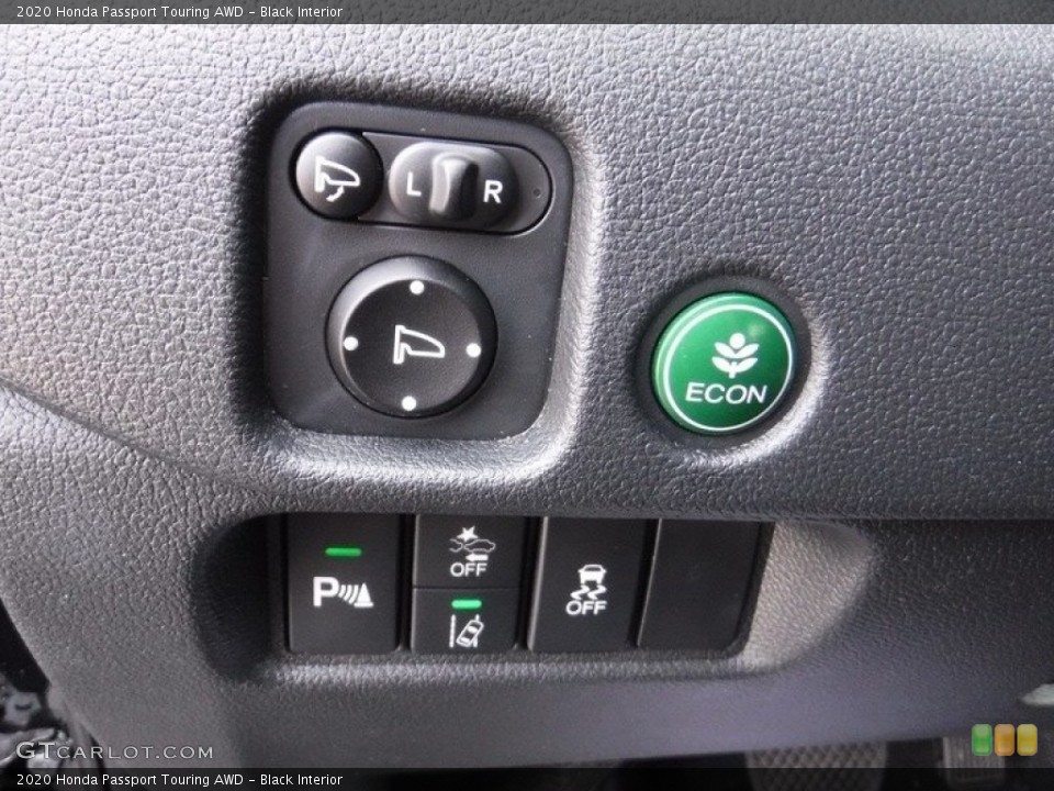 Black Interior Controls for the 2020 Honda Passport Touring AWD #146157534
