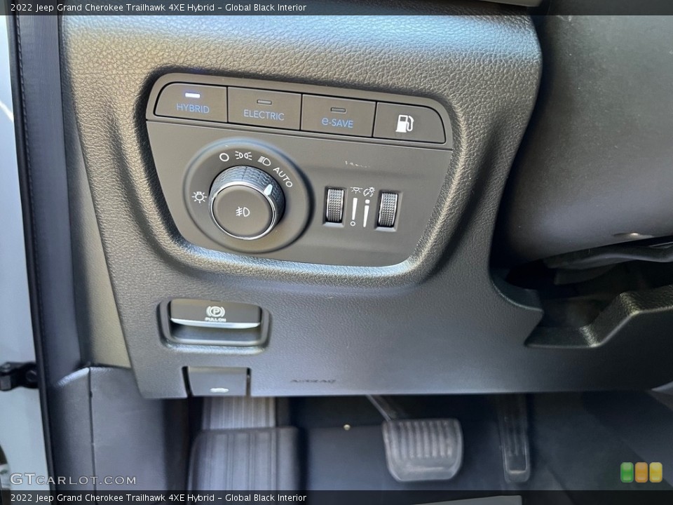 Global Black Interior Controls for the 2022 Jeep Grand Cherokee Trailhawk 4XE Hybrid #146158065