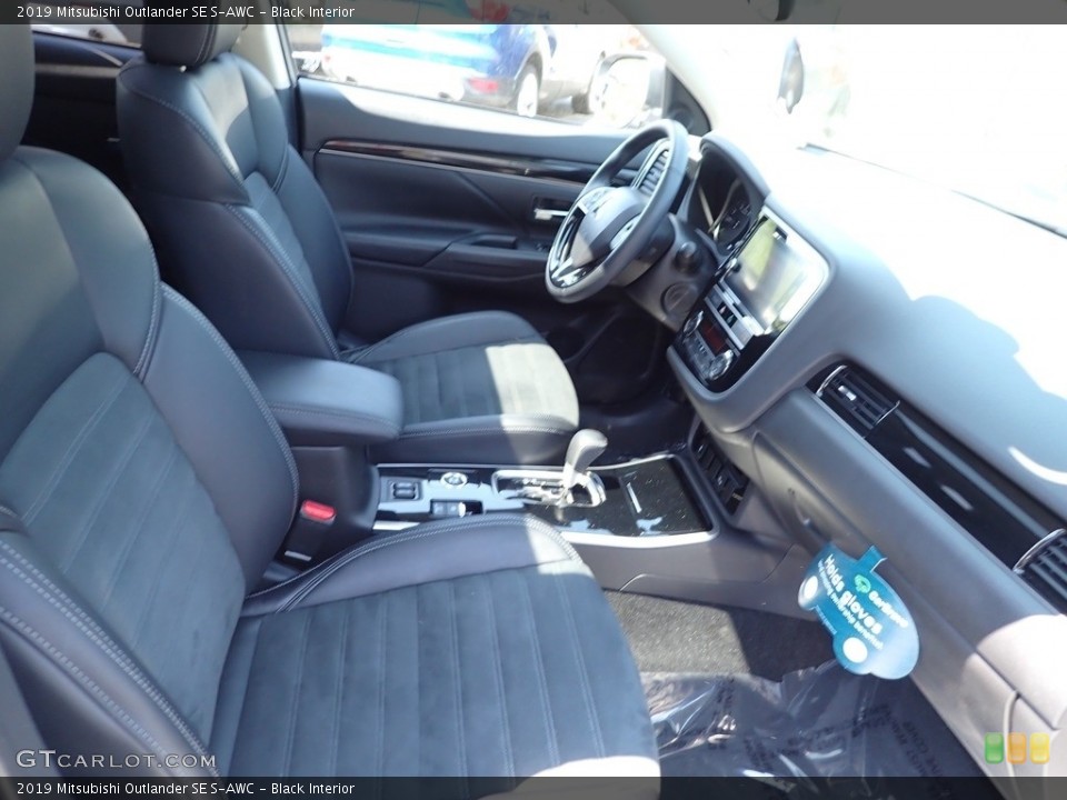 Black Interior Front Seat for the 2019 Mitsubishi Outlander SE S-AWC #146161818