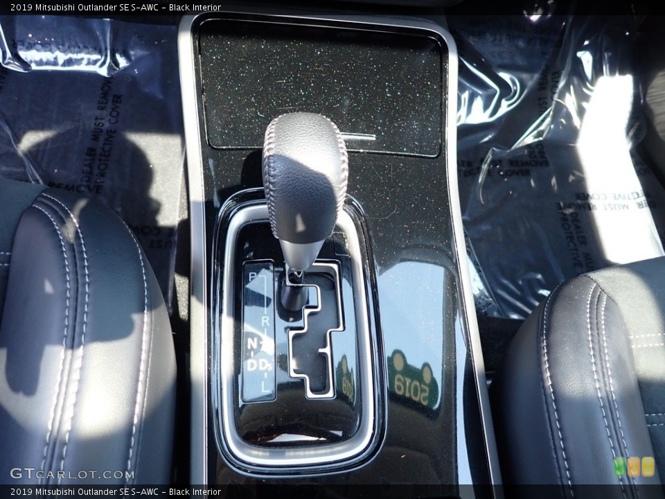 Black Interior Transmission for the 2019 Mitsubishi Outlander SE S-AWC #146162092