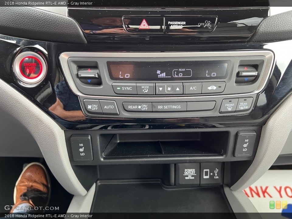 Gray Interior Controls for the 2018 Honda Ridgeline RTL-E AWD #146162640