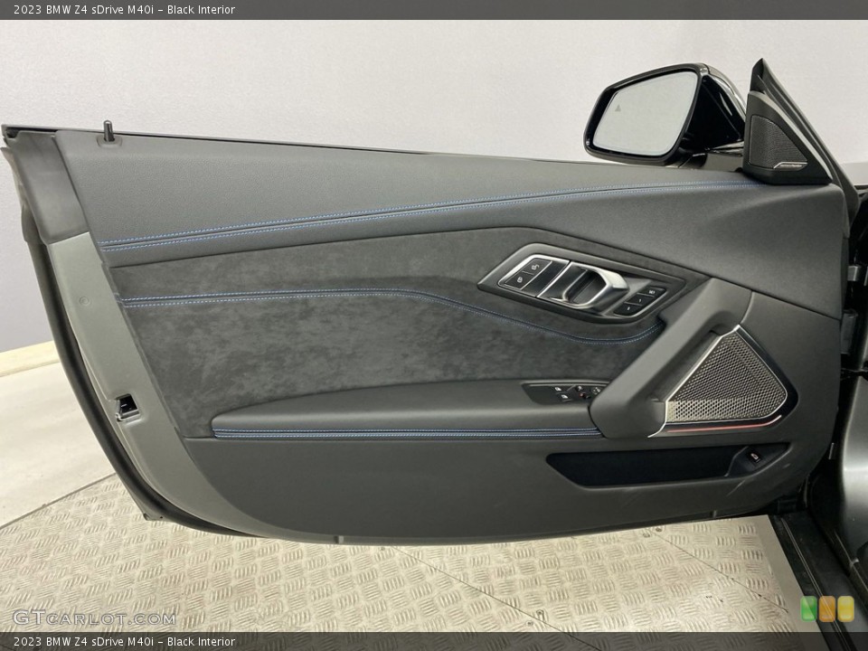 Black Interior Door Panel for the 2023 BMW Z4 sDrive M40i #146164020