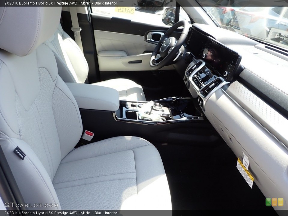 Black 2023 Kia Sorento Hybrid Interiors