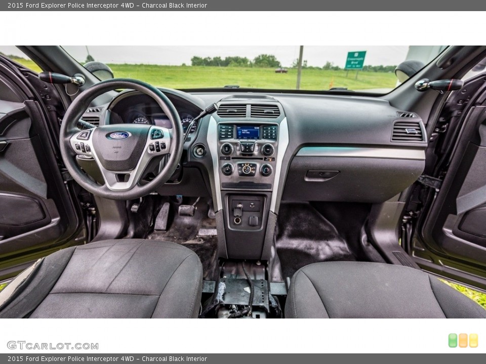 Charcoal Black Interior Photo for the 2015 Ford Explorer Police Interceptor 4WD #146169798