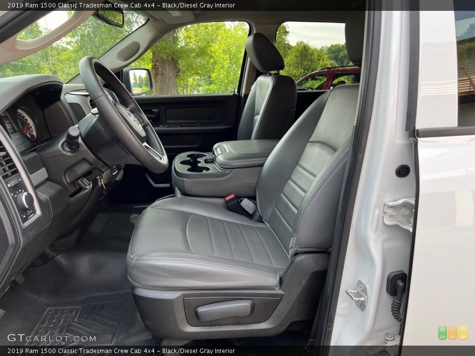 Black/Diesel Gray Interior Photo for the 2019 Ram 1500 Classic Tradesman Crew Cab 4x4 #146171091