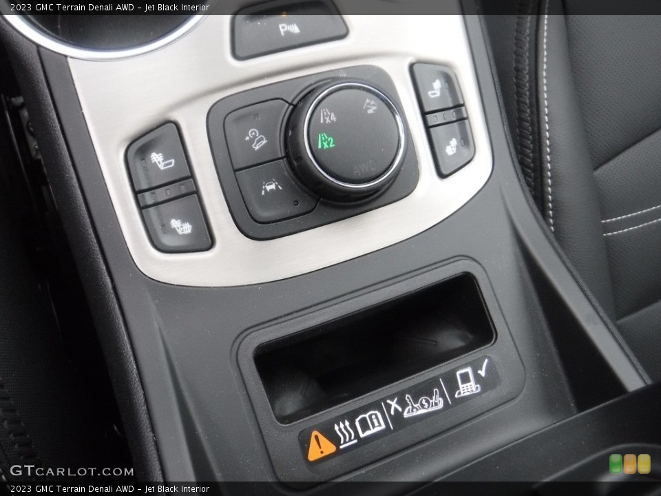 Jet Black Interior Controls for the 2023 GMC Terrain Denali AWD #146171223