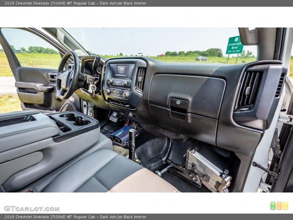 Dark Ash/Jet Black Interior Dashboard for the 2016 Chevrolet Silverado 2500HD WT Regular Cab #146177034