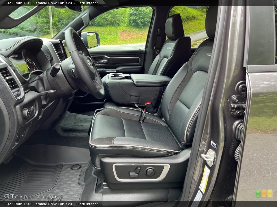 Black Interior Photo for the 2023 Ram 1500 Laramie Crew Cab 4x4 #146177508