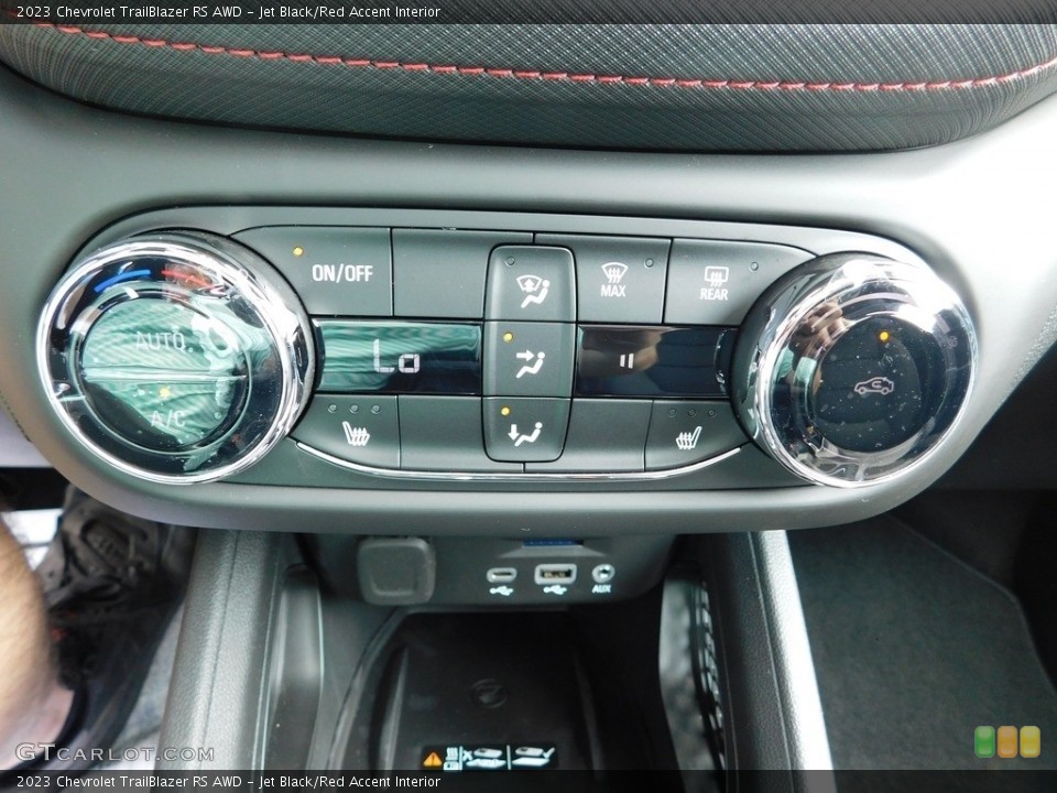 Jet Black/Red Accent Interior Controls for the 2023 Chevrolet TrailBlazer RS AWD #146180739