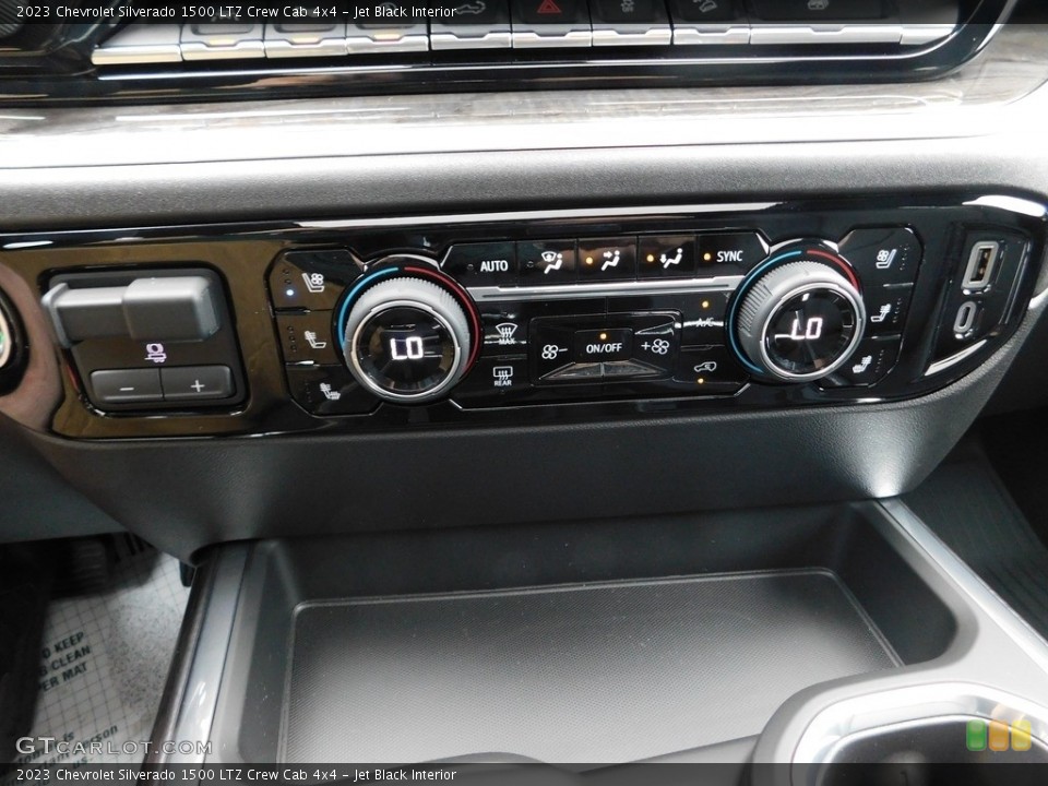 Jet Black Interior Controls for the 2023 Chevrolet Silverado 1500 LTZ Crew Cab 4x4 #146181996