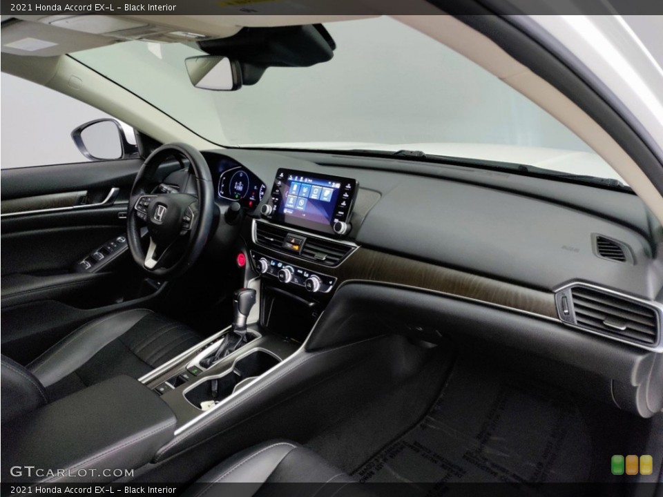 Black Interior Dashboard for the 2021 Honda Accord EX-L #146185320